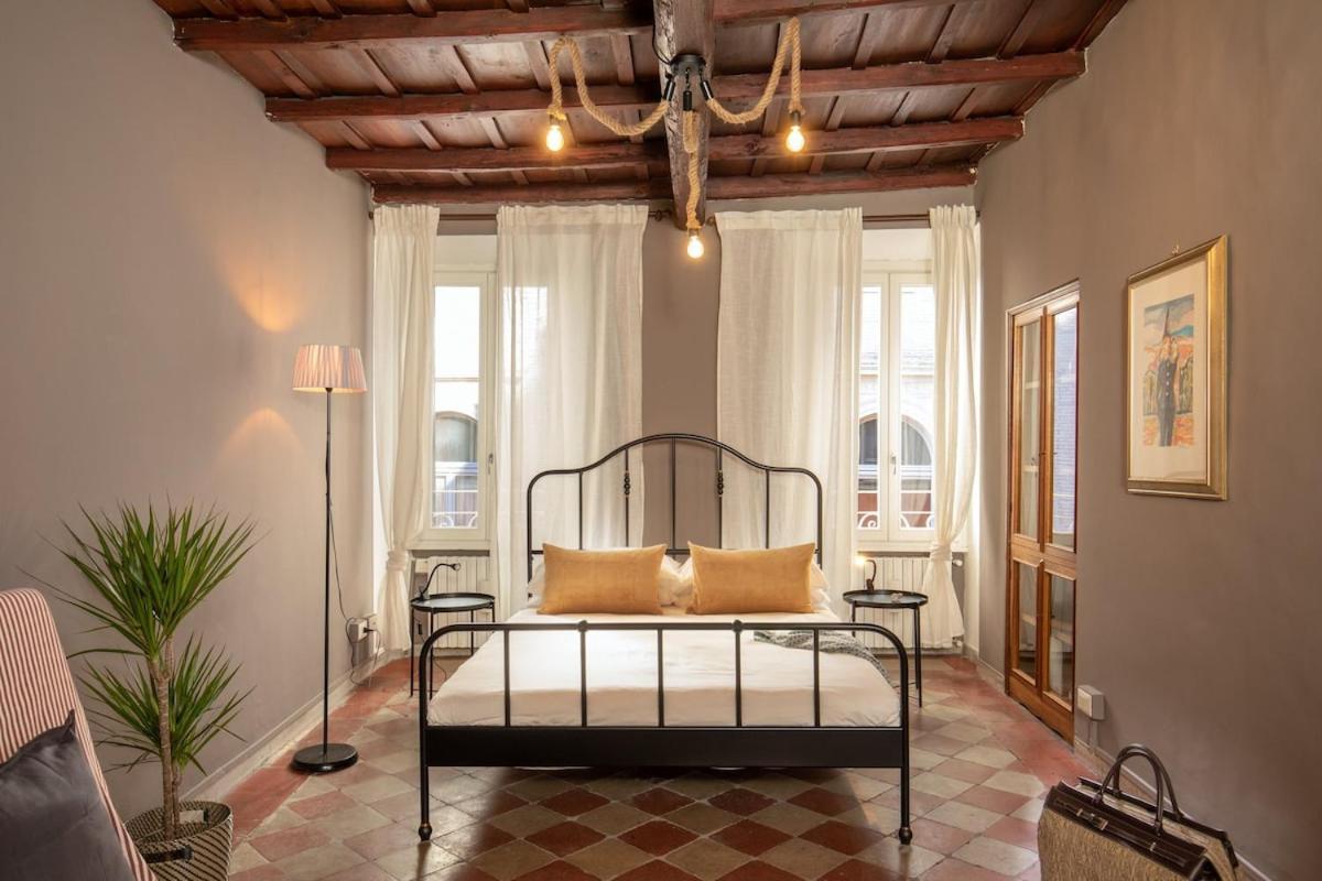 Dimora Florea - In The Heart Of Campo De' Fiori Apartment *
